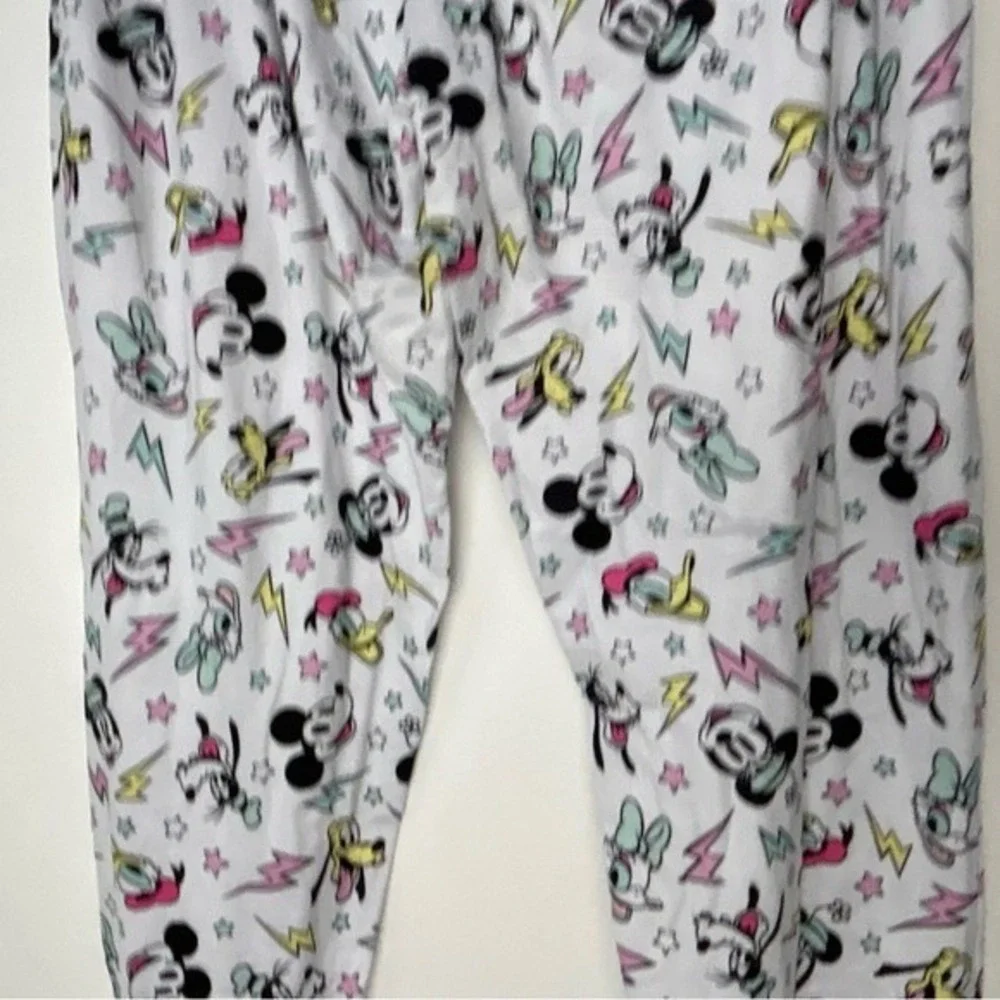 Disney Micky Minnie & Characters on White Pajama Pants‎ Medium - Picture 15 of 15